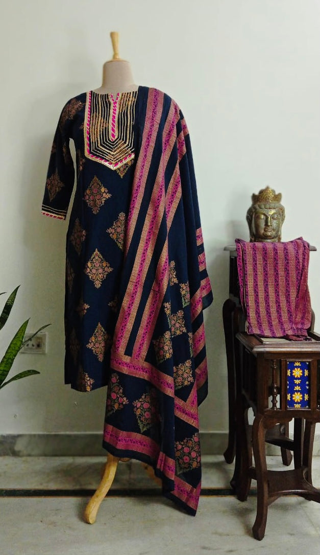  This is a beautiful 3 piece stitched hand block printed suit set done in Fine Cotton | Mulmul. It’s named Khwab because of its dark midnight blue colour. Mulmul And More by Priyanka Bhambry 